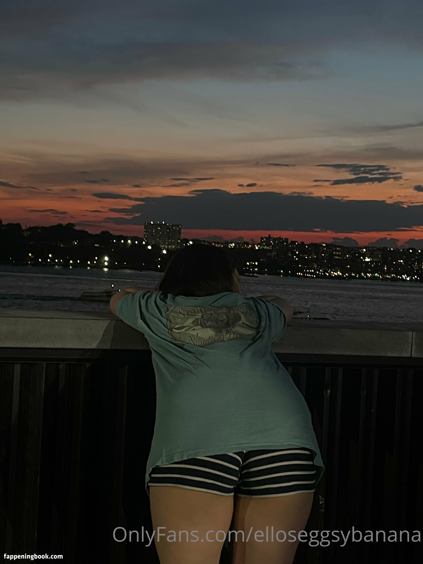 Jules Roscoe Onlyfans Nude Leaked Photos photo leak 1 of 40