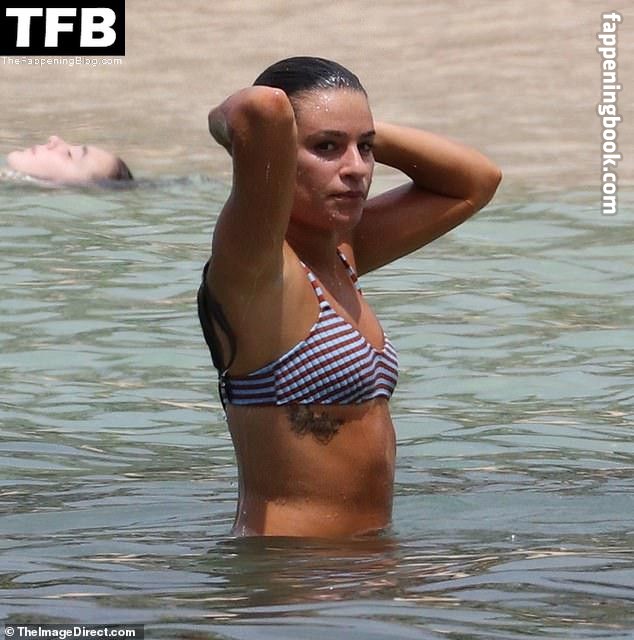 Lea Michele Onlyfans Nude Leaked Photos photo leak 48 of 50