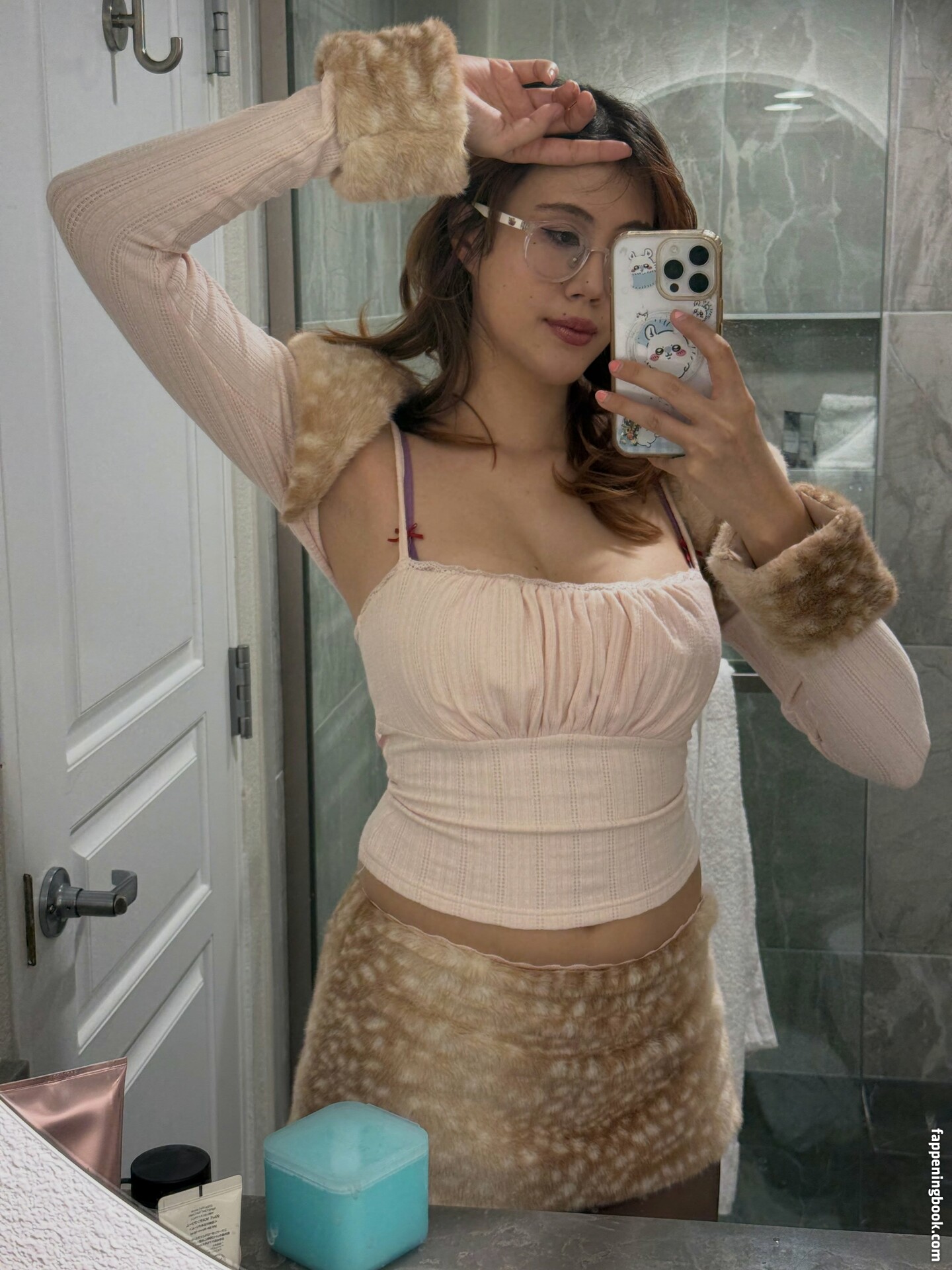 Kura Onee-san Onlyfans Nude Leaked Photos photo leak 2 of 50