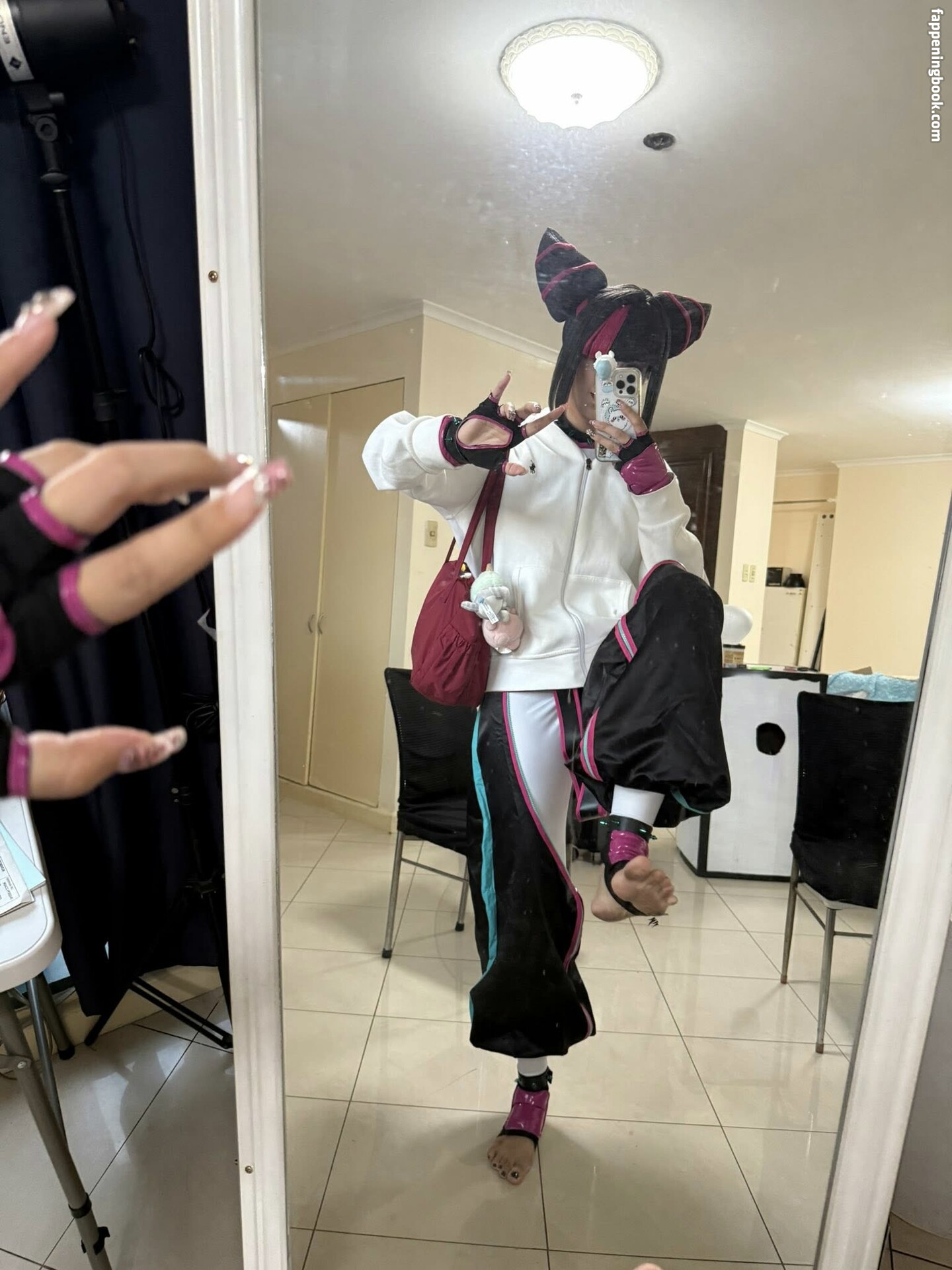 Kura Onee-san Onlyfans Nude Leaked Photos photo leak 27 of 50