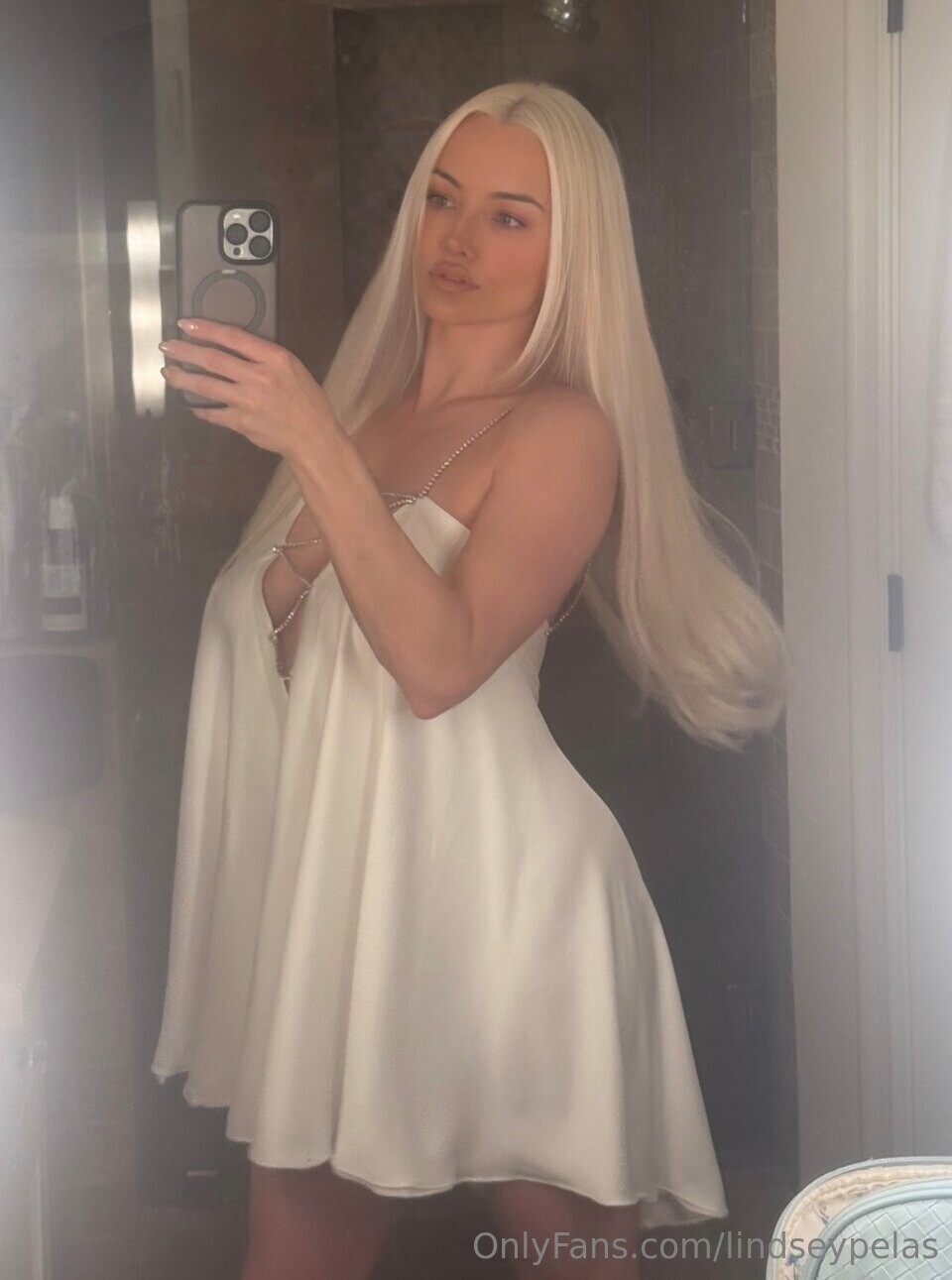 Lindsey Pelas OnlyFans Nude Leaks photo leak 290 of 848
