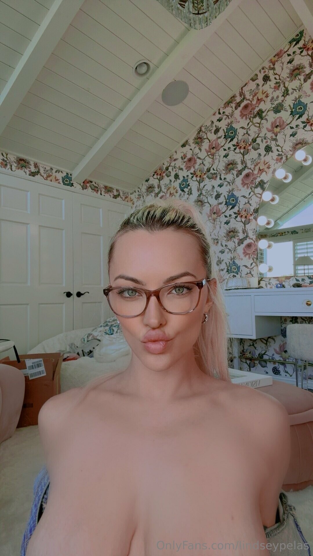 Lindsey Pelas OnlyFans Nude Leaks photo leak 348 of 848
