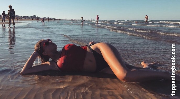 Eve Dapic Onlyfans Nude Leaked Photos photo leak 30 of 35