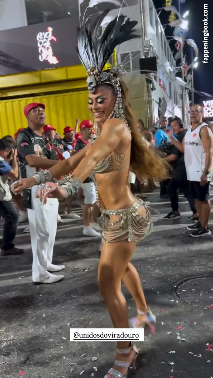 Juliana Paes Onlyfans Nude Leaked Photos photo leak 41 of 48