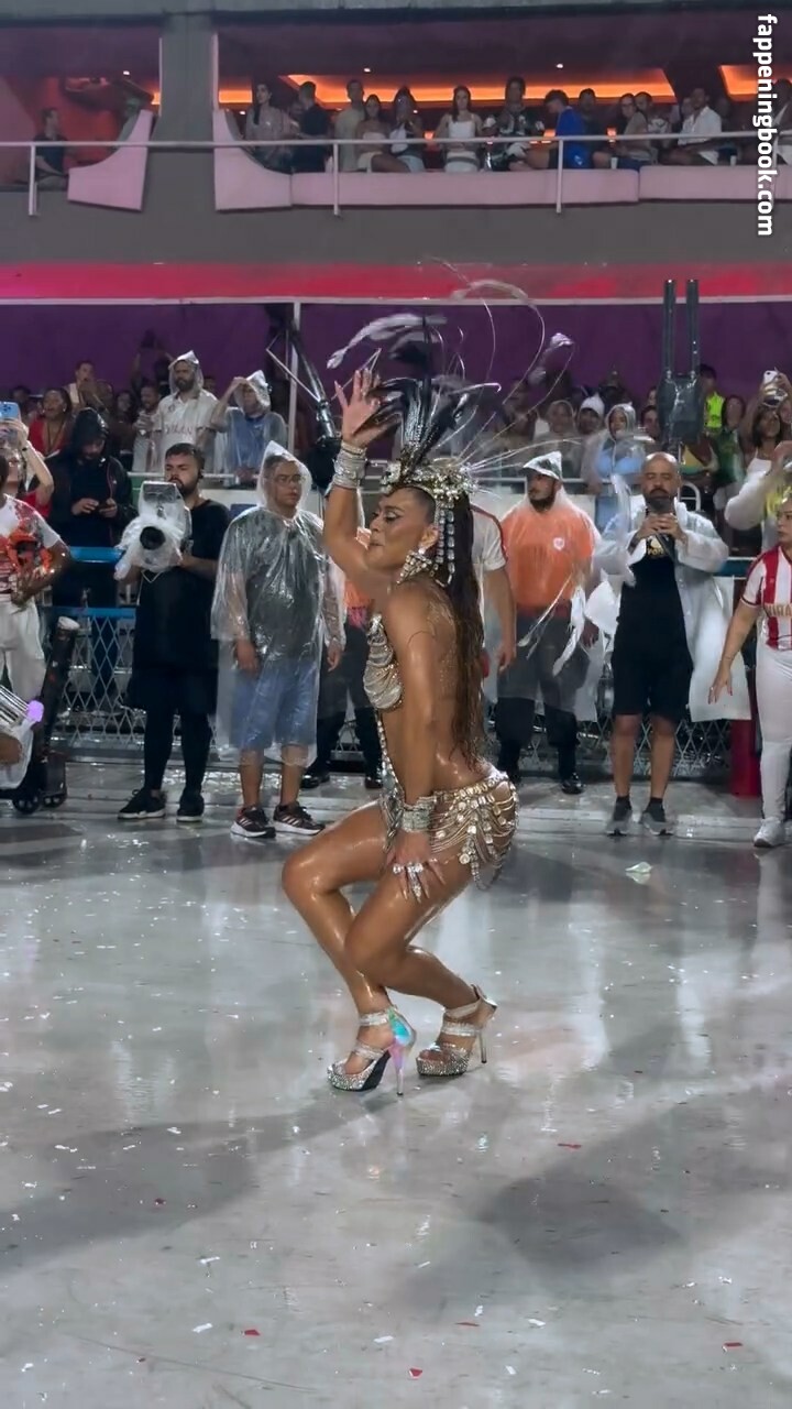 Juliana Paes Onlyfans Nude Leaked Photos photo leak 48 of 48