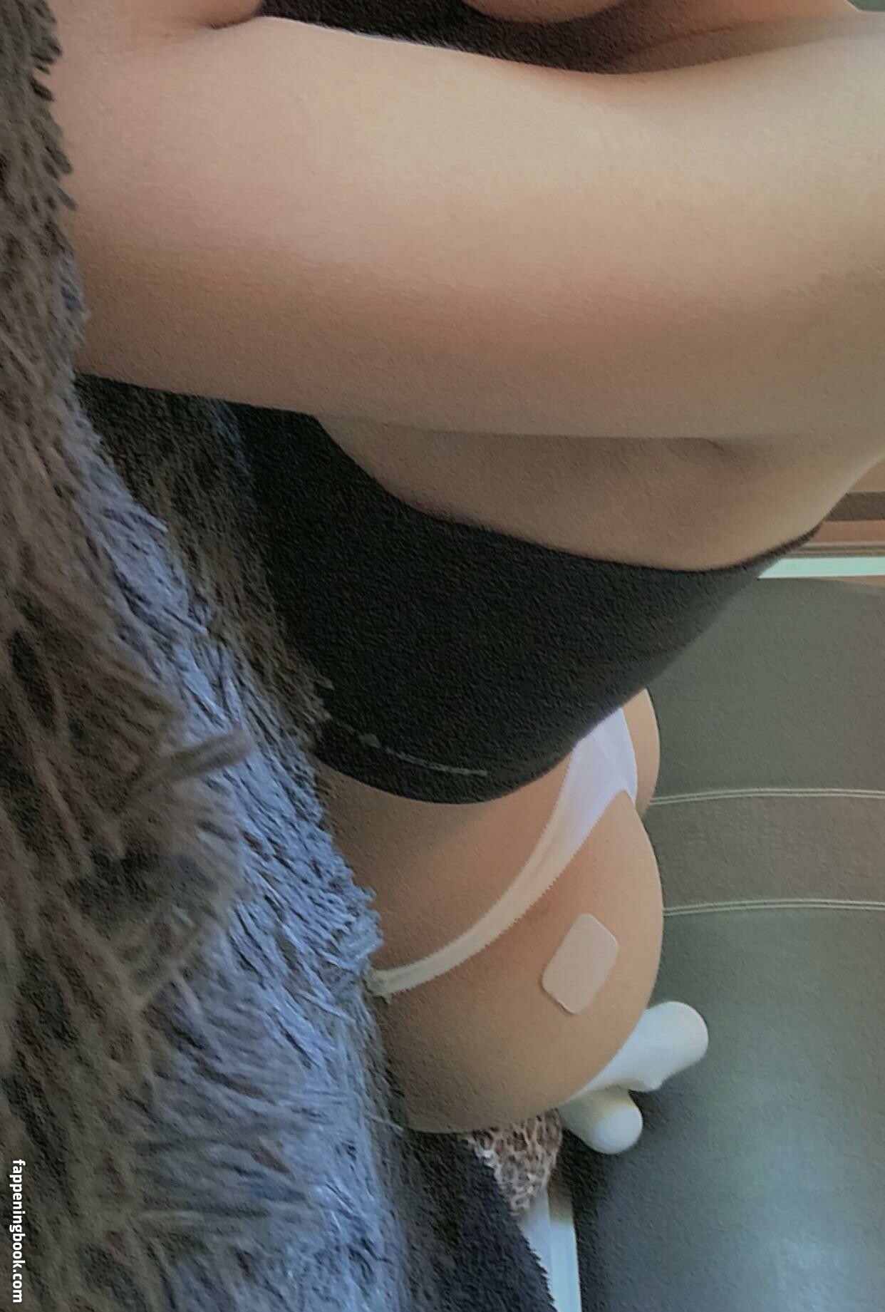 Lilith Moreno Onlyfans Nude Leaked Photos photo leak 4 of 33
