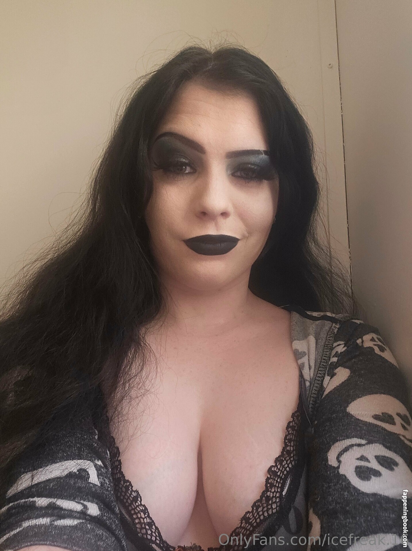 icefreak.16 Onlyfans Nude Leaked Photos photo leak 24 of 49