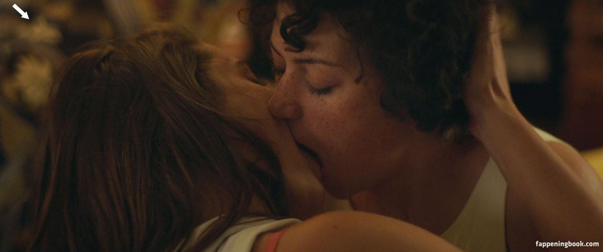 Laia Costa Onlyfans Nude Leaked Photos photo leak 39 of 40