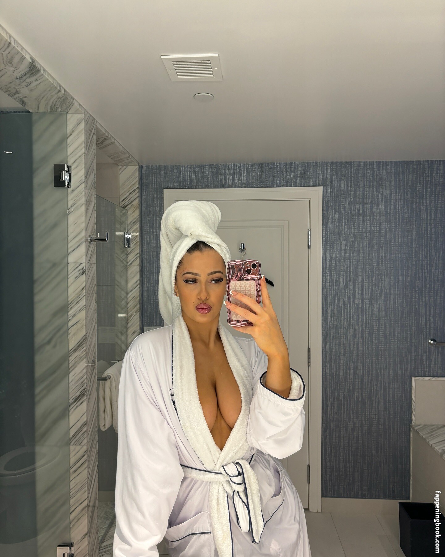 Amelaomore Onlyfans Nude Leaked Photos photo leak 29 of 38