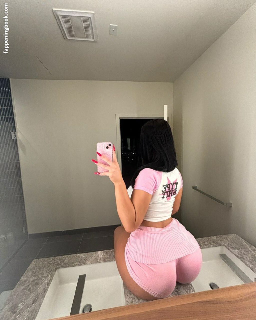 Amelaomore Onlyfans Nude Leaked Photos photo leak 38 of 38