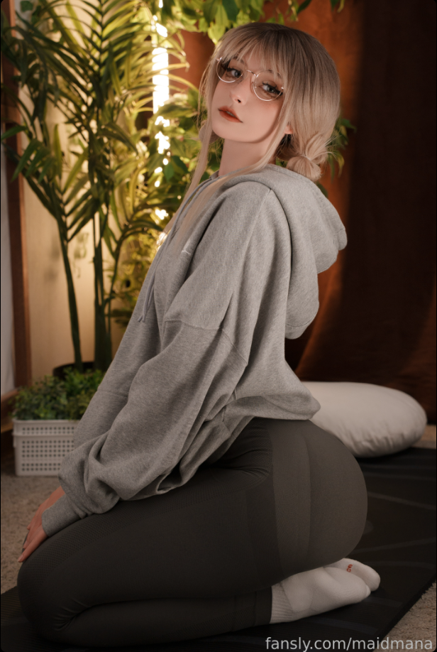 mana_rose/manarose/manarose27/maidmana OnlyFans Nude Leaks photo leak 6 of 110