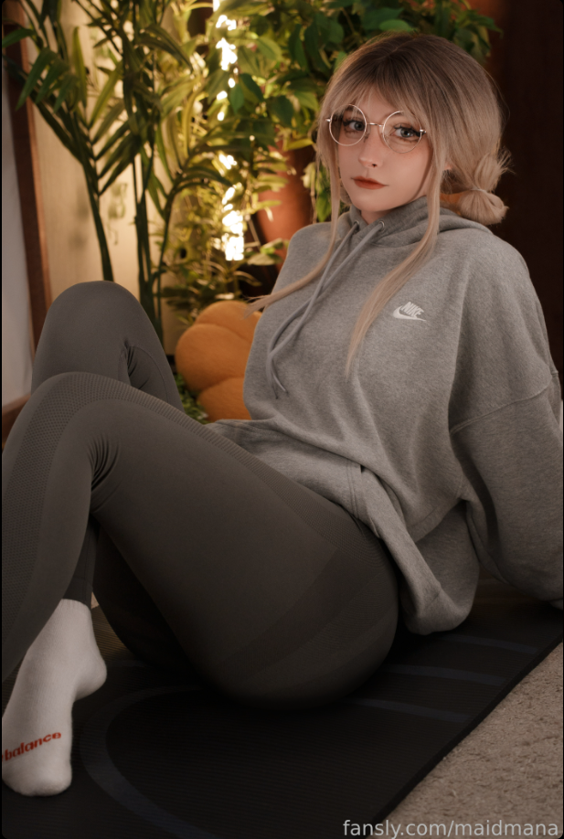mana_rose/manarose/manarose27/maidmana OnlyFans Nude Leaks photo leak 8 of 110