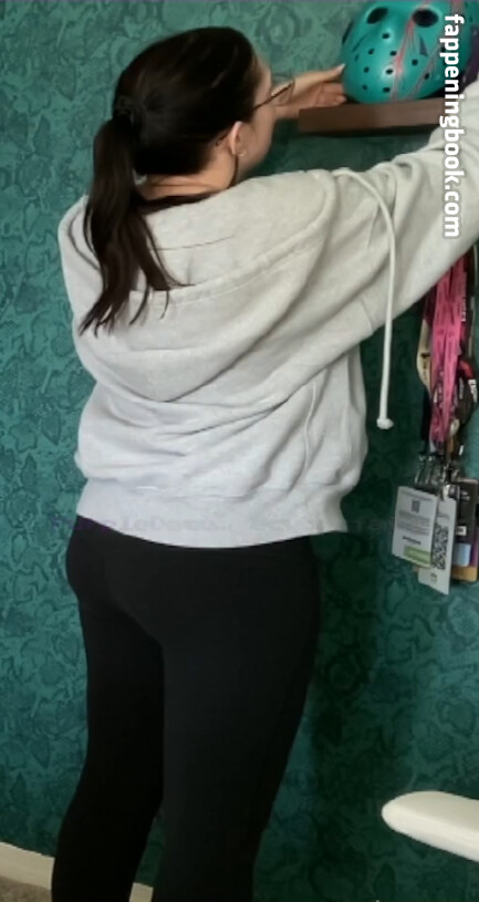 Swell Entertainment Onlyfans Nude Leaked Photos photo leak 26 of 45