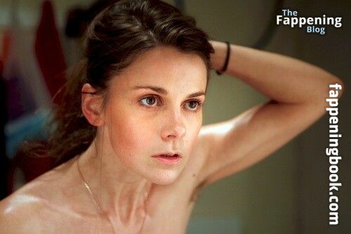 Lara Pulver Onlyfans Nude Leaked Photos photo leak 4 of 50