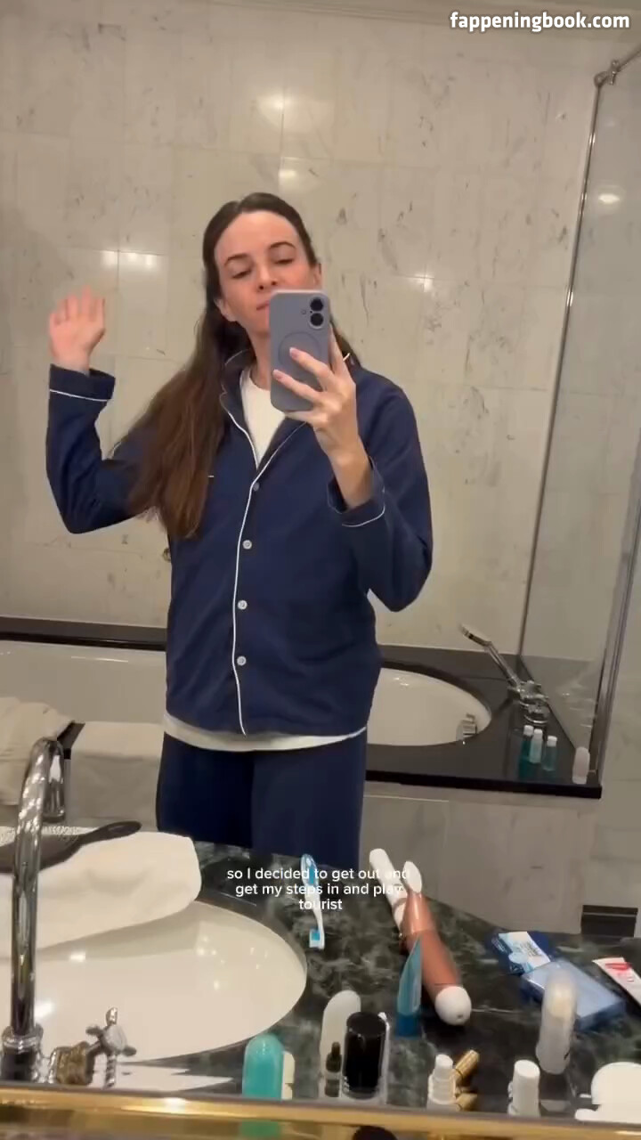 Danielle Panabaker Onlyfans Nude Leaked Photos photo leak 36 of 49