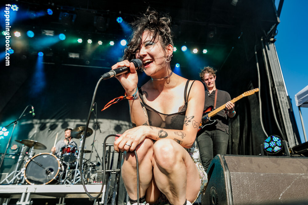 Japanese Breakfast Onlyfans Nude Leaked Photos photo leak 21 of 48