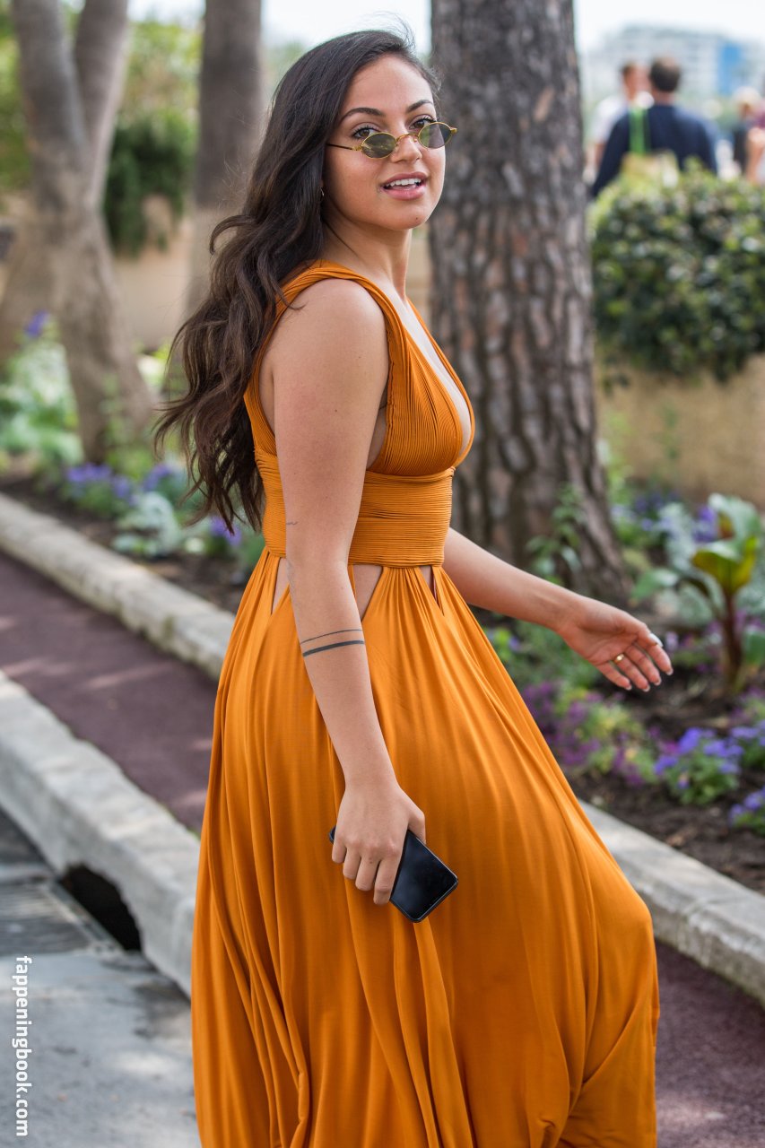 Inanna Sarkis Onlyfans Nude Leaked Photos photo leak 45 of 48