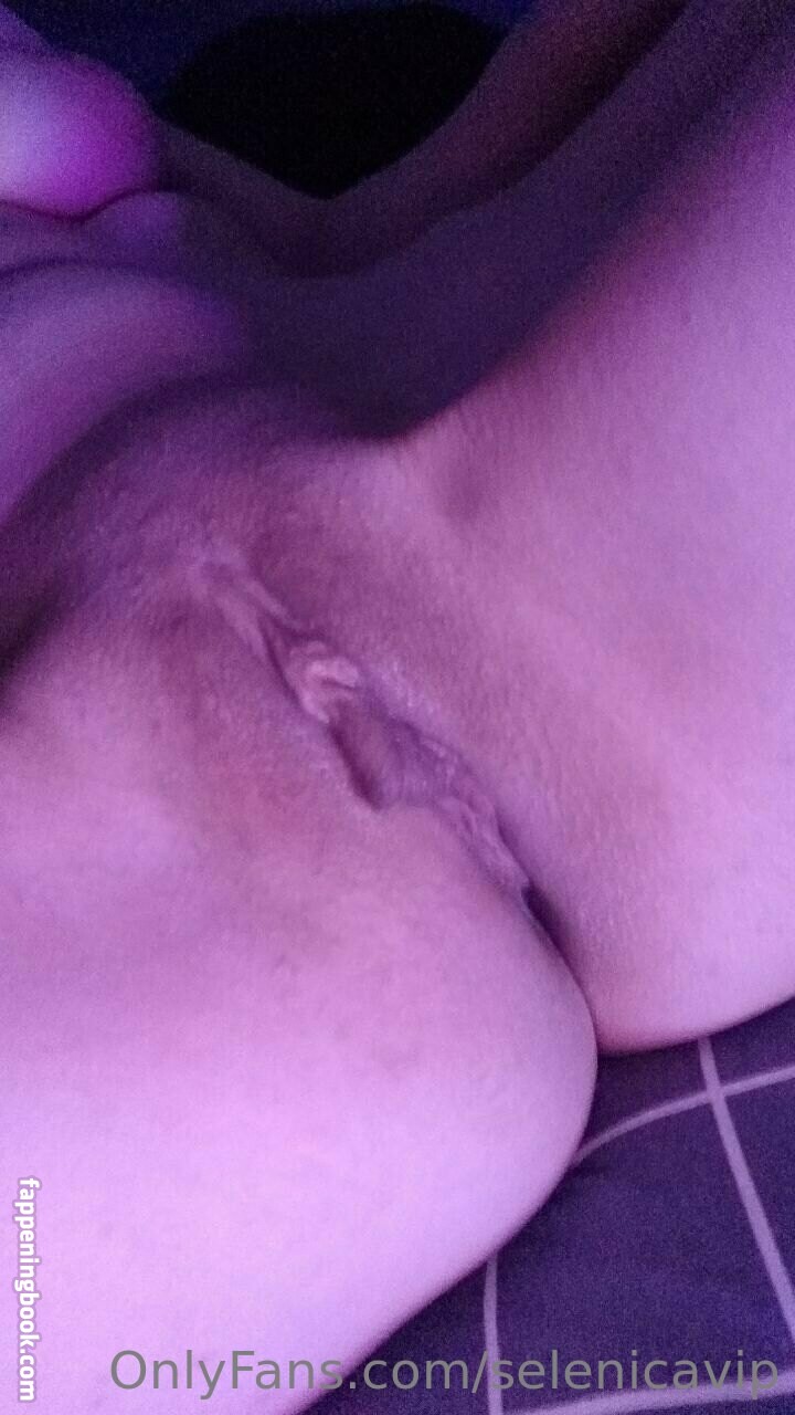 selenicavip Onlyfans Nude Leaked Photos photo leak 7 of 45