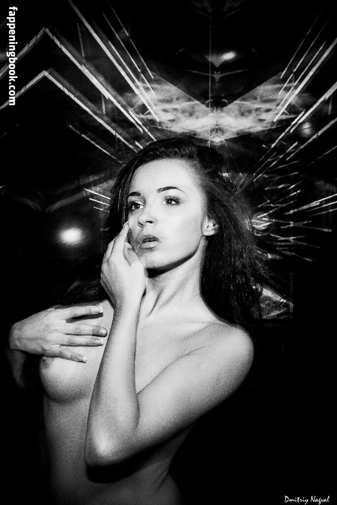 Karyna Kardelian Onlyfans Nude Leaked Photos photo leak 15 of 41