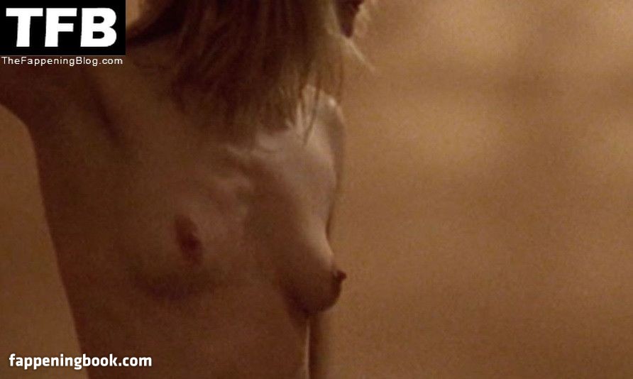 Sienna Guillory Onlyfans Nude Leaked Photos photo leak 18 of 48