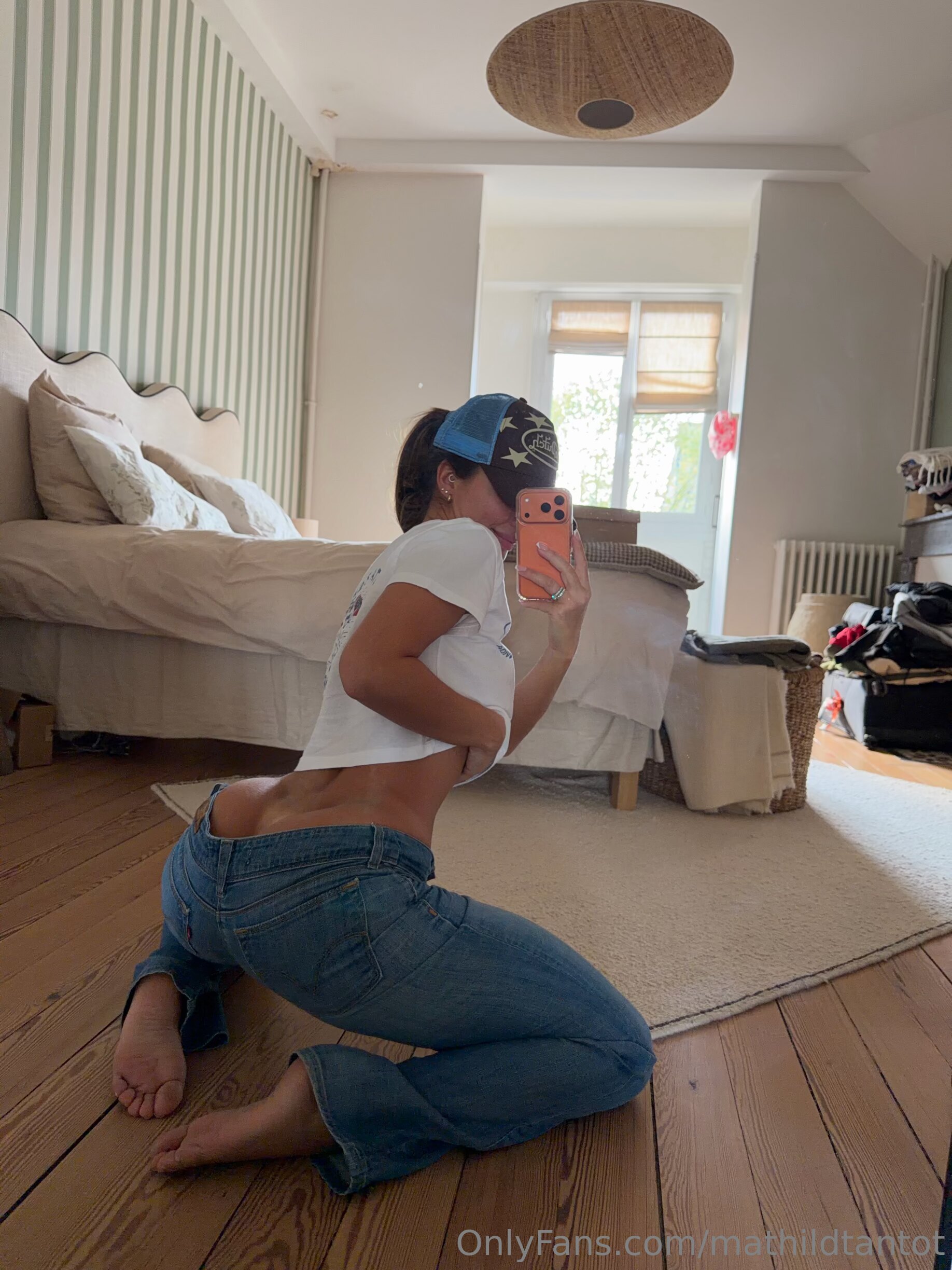 Tantot Twins - Pauline (@popstantot) & Mathilde (@mathildtantot) OnlyFans Nude Leaks photo leak 353 of 850
