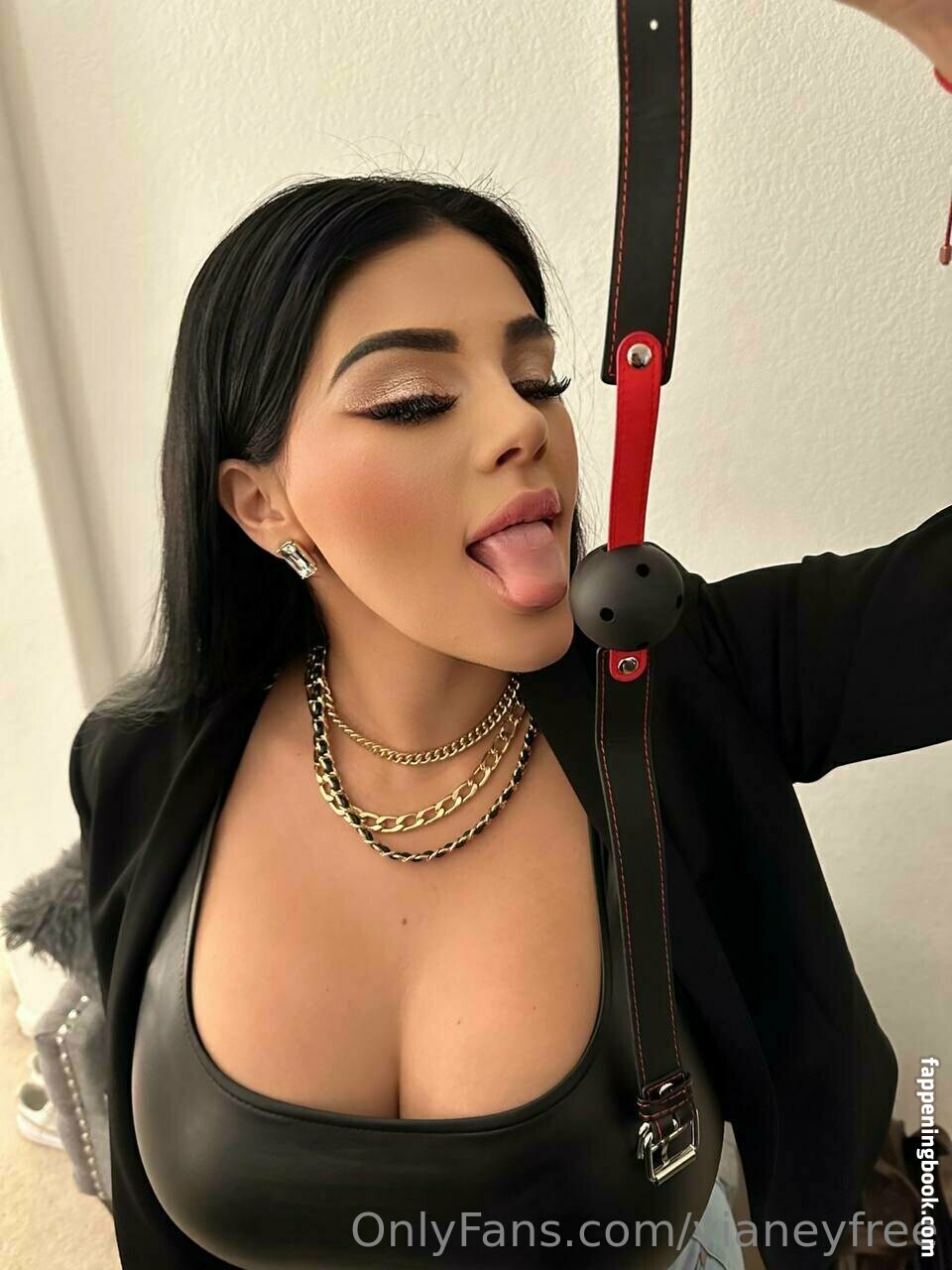 vianeyfree Onlyfans Nude Leaked Photos photo leak 33 of 48
