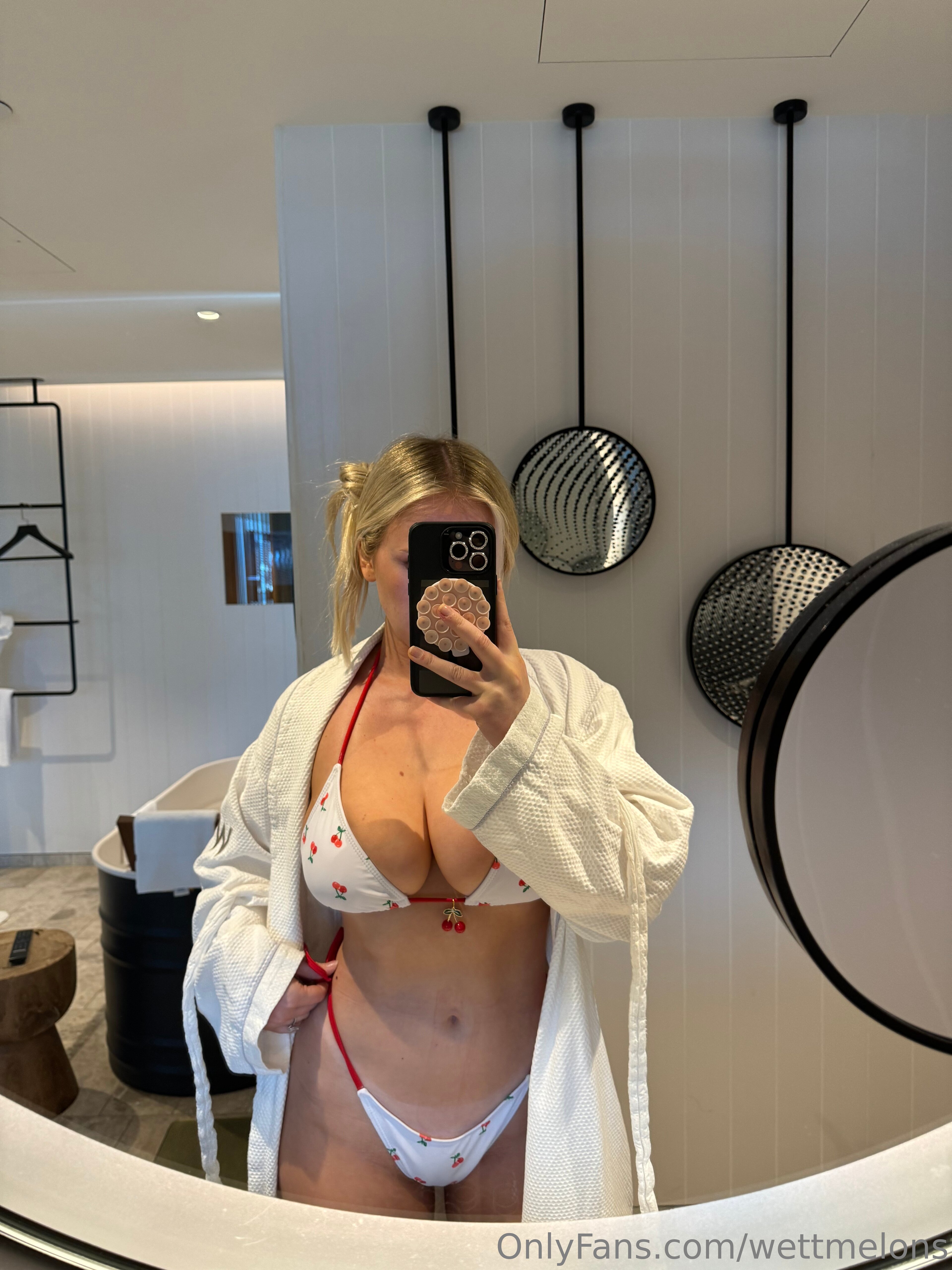 WettMelons OnlyFans Nude Leaks photo leak 1367 of 3957