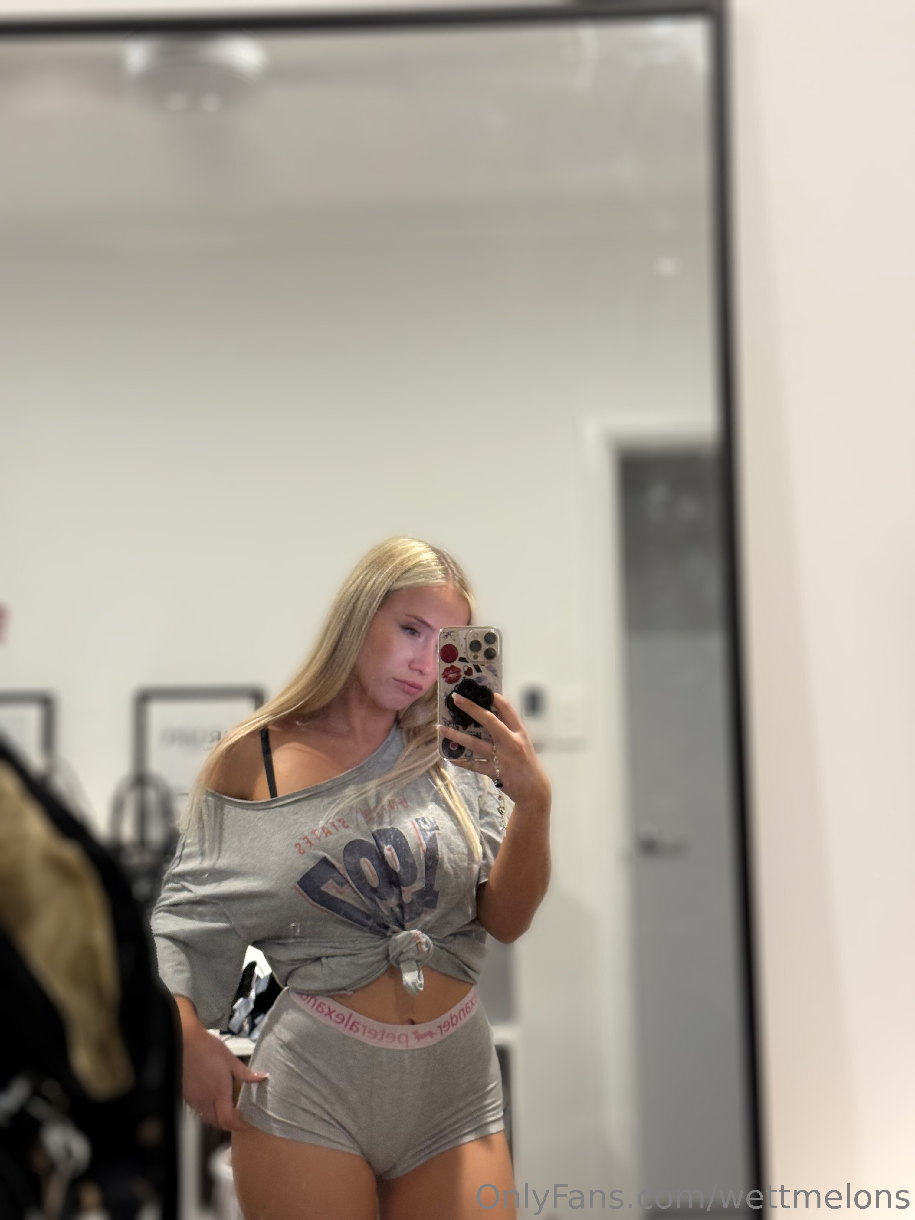 WettMelons OnlyFans Nude Leaks photo leak 1453 of 3957