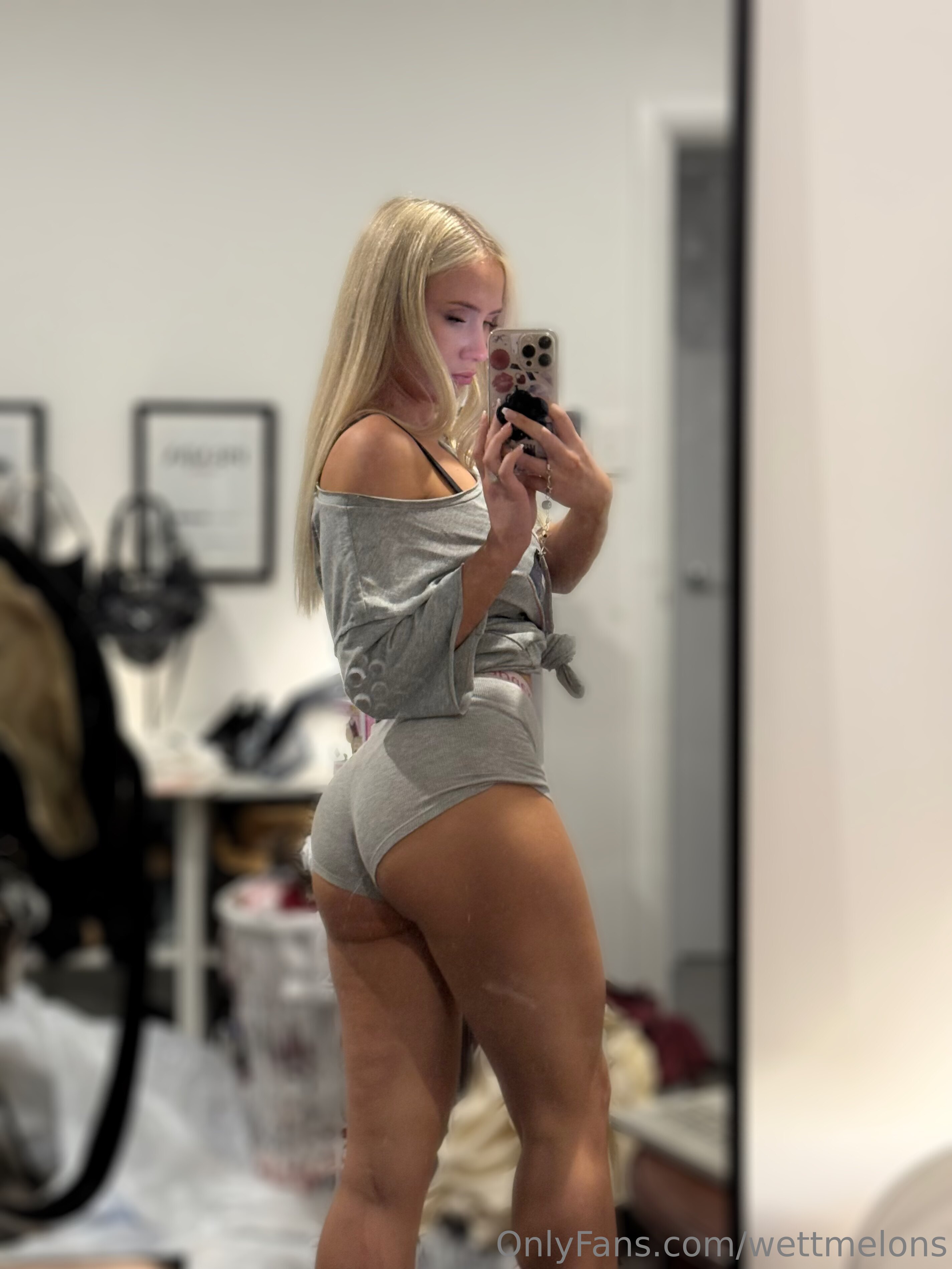 WettMelons OnlyFans Nude Leaks photo leak 1454 of 3957