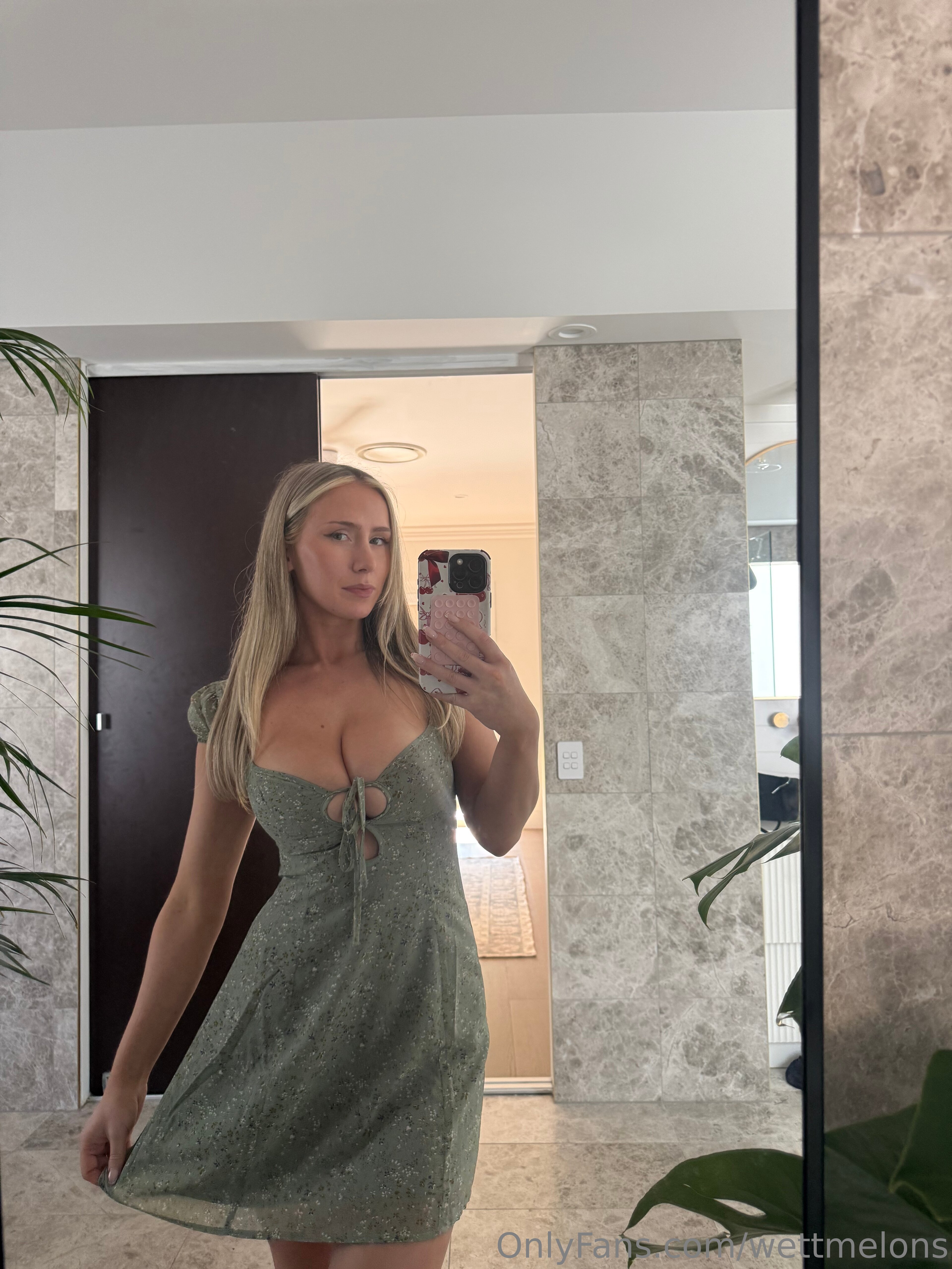 WettMelons OnlyFans Nude Leaks photo leak 1629 of 3957