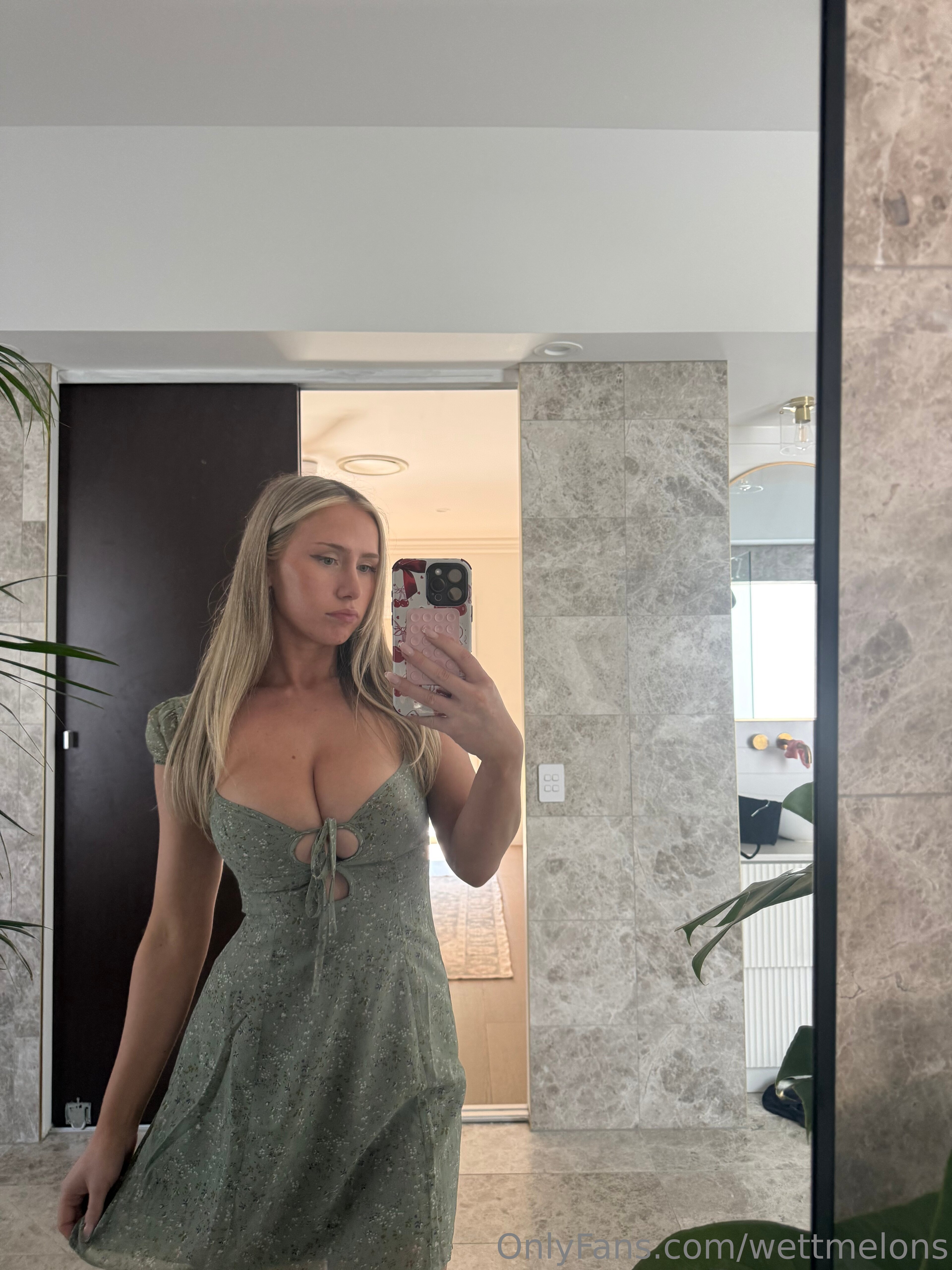 WettMelons OnlyFans Nude Leaks photo leak 1664 of 3957