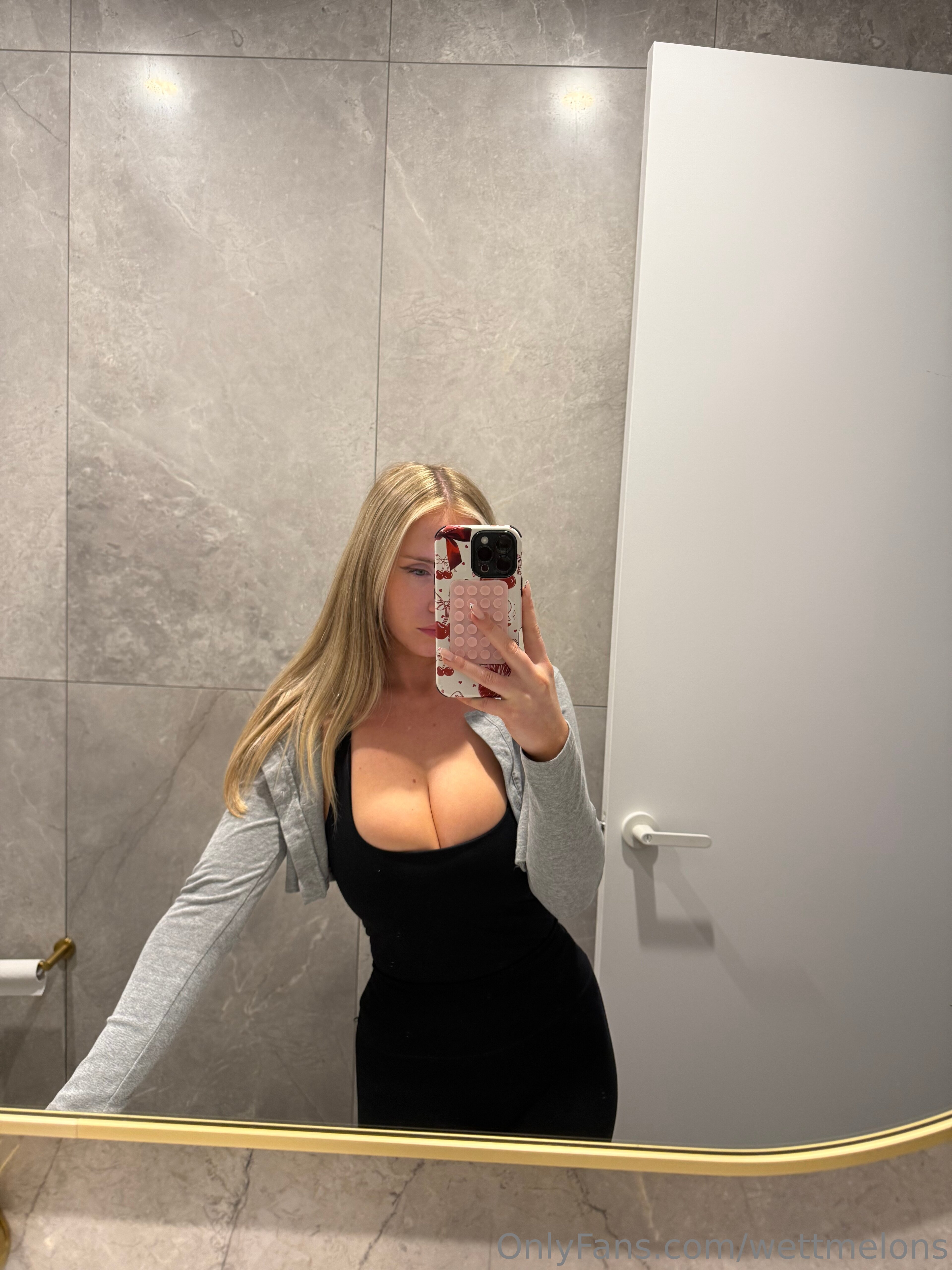 WettMelons OnlyFans Nude Leaks photo leak 1679 of 3957