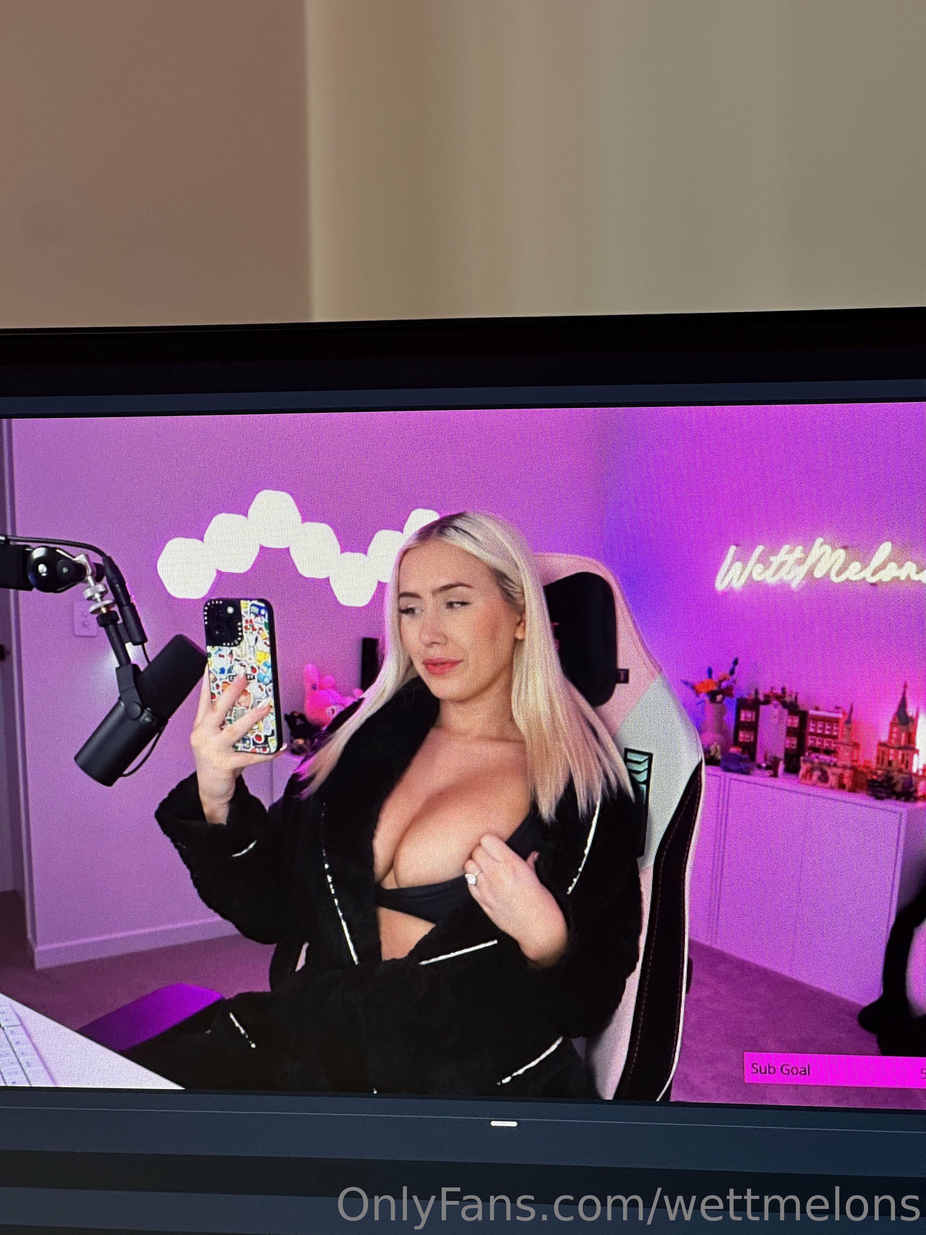 WettMelons OnlyFans Nude Leaks photo leak 2936 of 3957