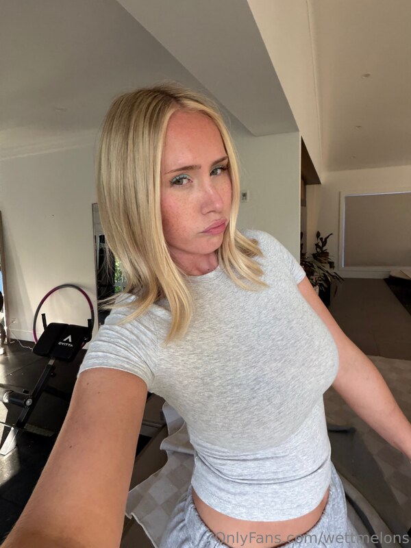 WettMelons OnlyFans Nude Leaks photo leak 380 of 3957