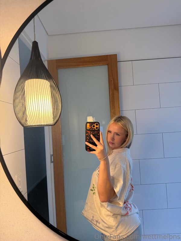 WettMelons OnlyFans Nude Leaks photo leak 438 of 3957
