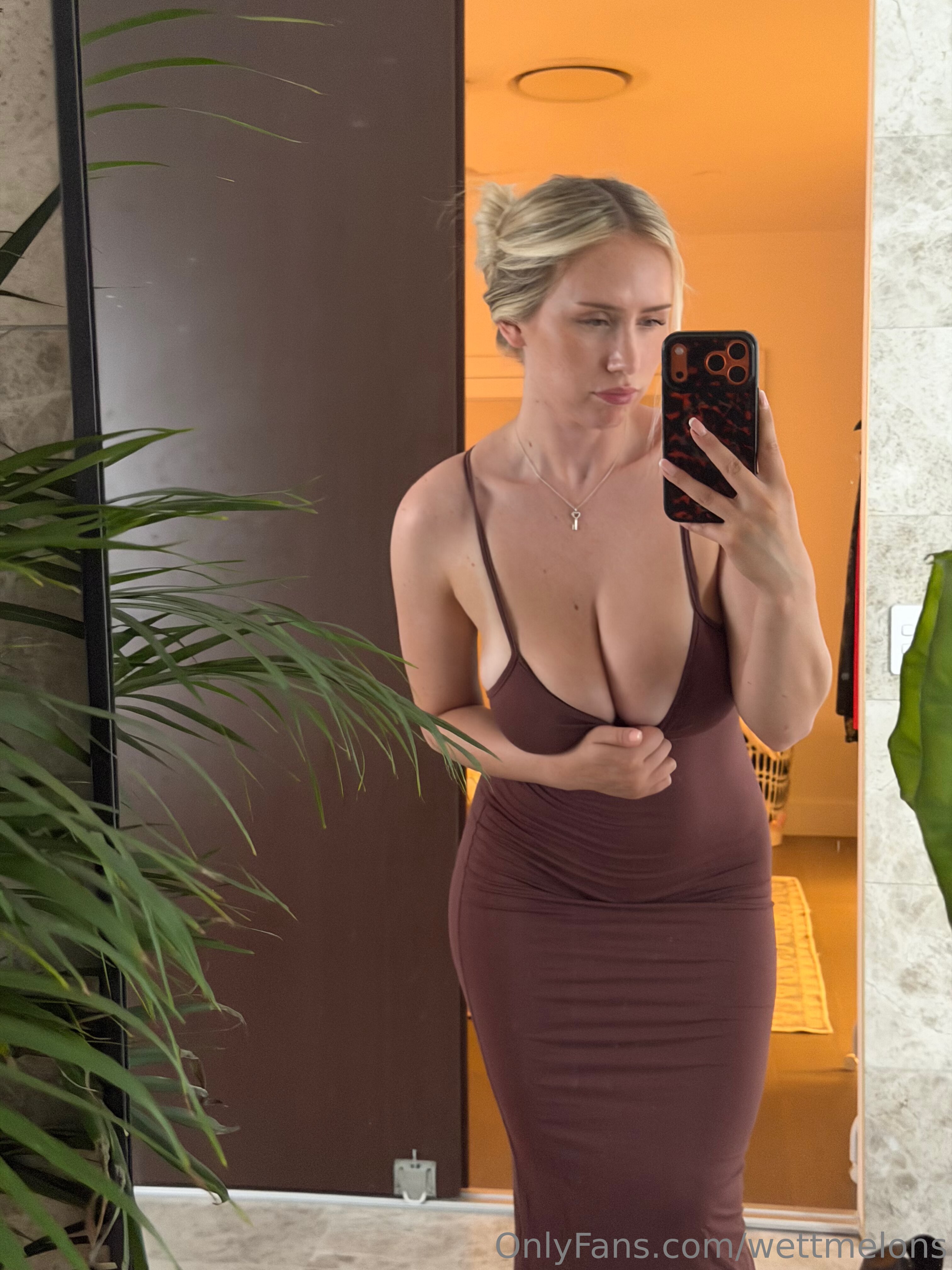 WettMelons OnlyFans Nude Leaks photo leak 715 of 3957