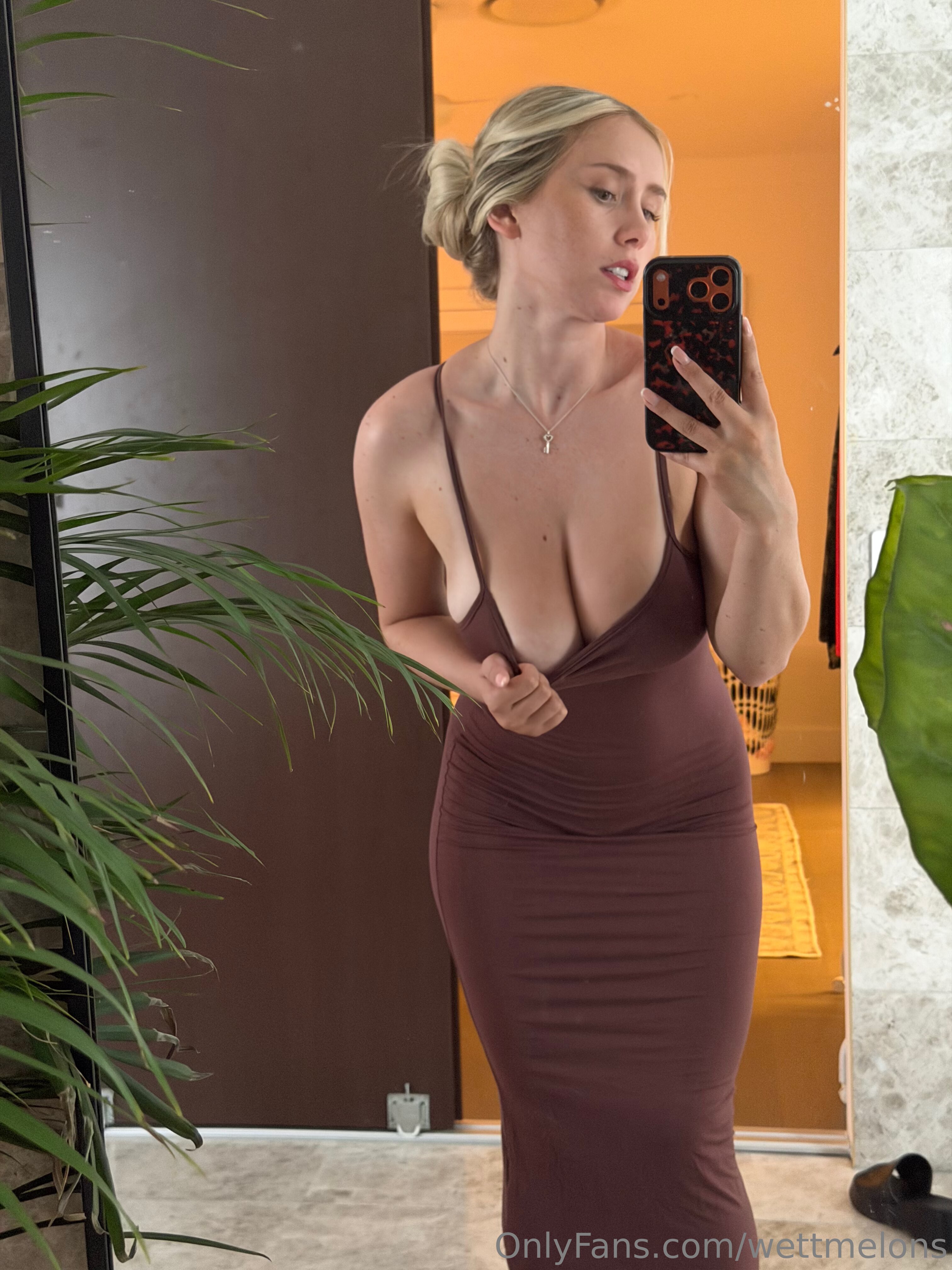 WettMelons OnlyFans Nude Leaks photo leak 905 of 3957