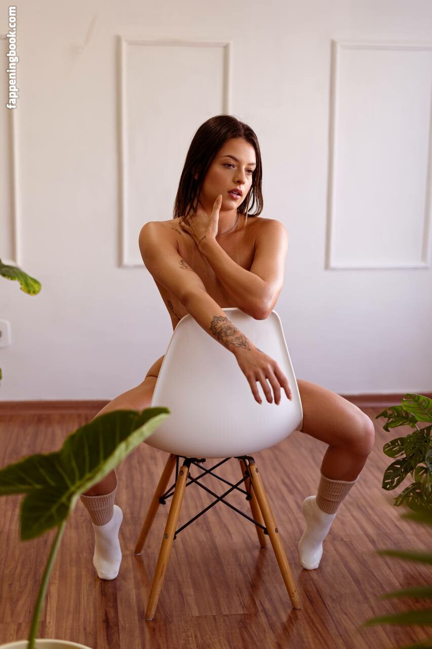 Mandinha Onlyfans Nude Leaked Photos photo leak 19 of 30