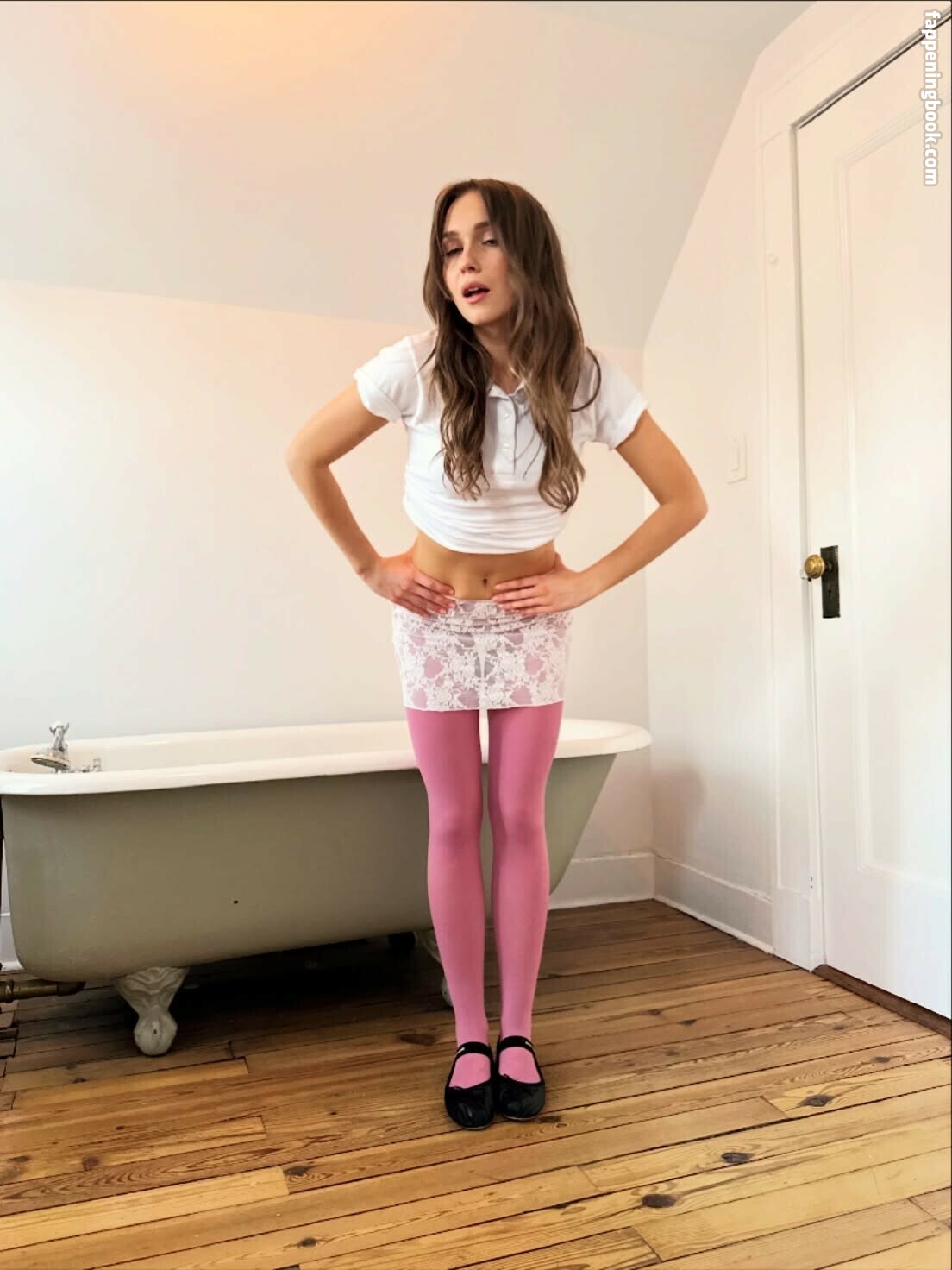 Veronika Slowikowska Onlyfans Nude Leaked Photos photo leak 9 of 29