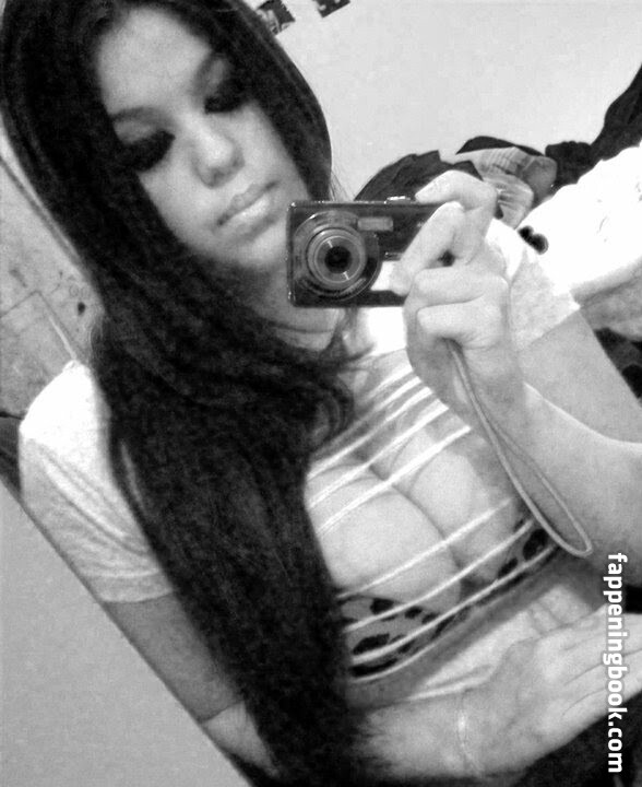 Sabrina Miqueletti Onlyfans Nude Leaked Photos photo leak 48 of 49