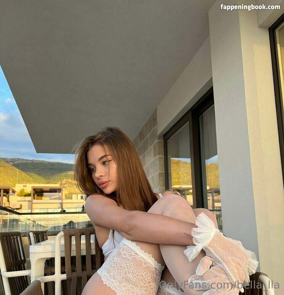 bella_lla Onlyfans Nude Leaked Photos photo leak 32 of 49