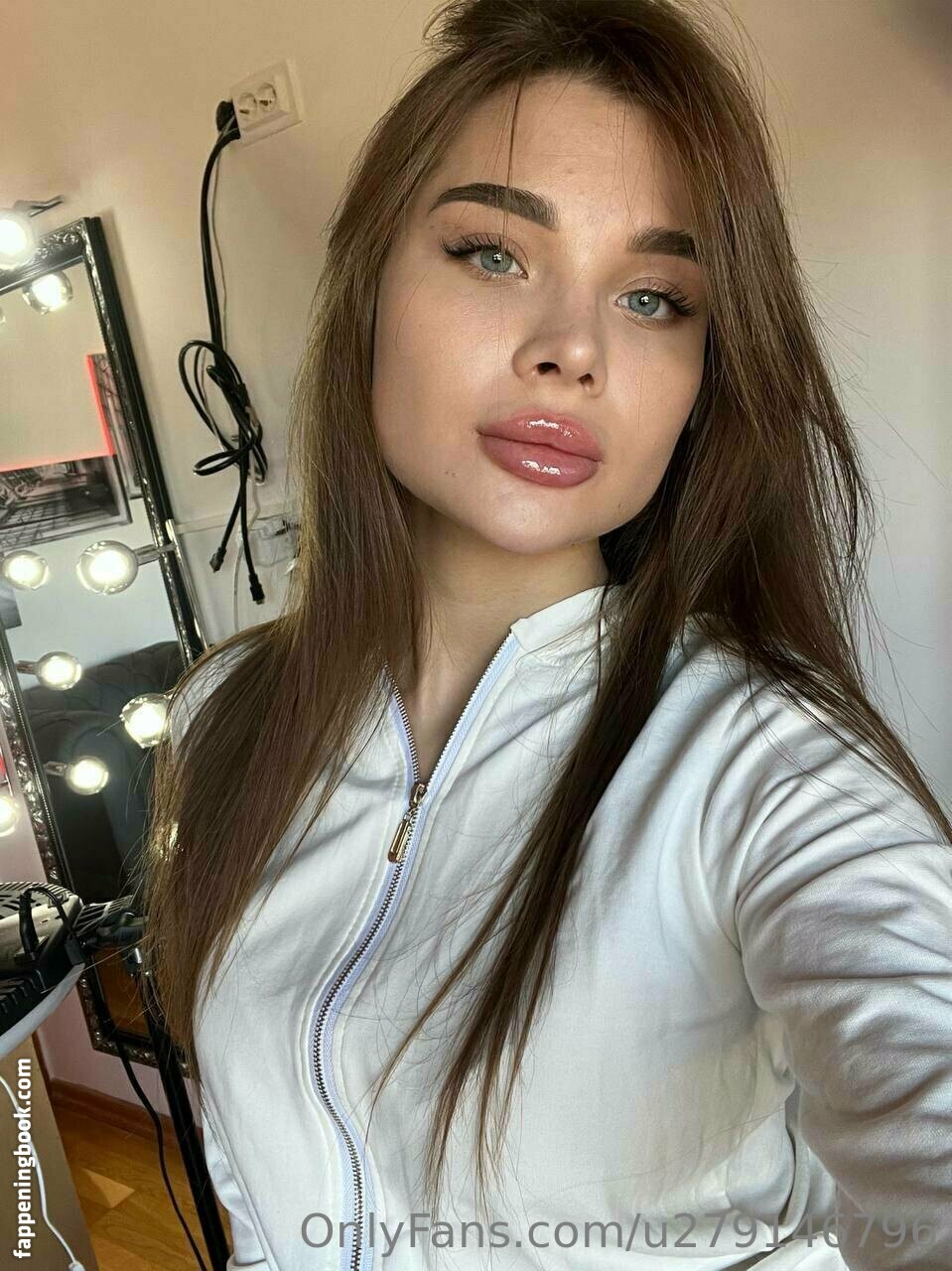 bella_lla Onlyfans Nude Leaked Photos photo leak 41 of 49