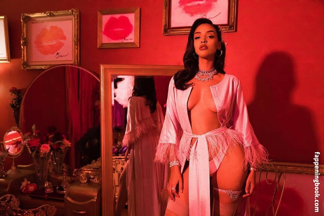 Izabela Guedes Onlyfans Nude Leaked Photos photo leak 14 of 50