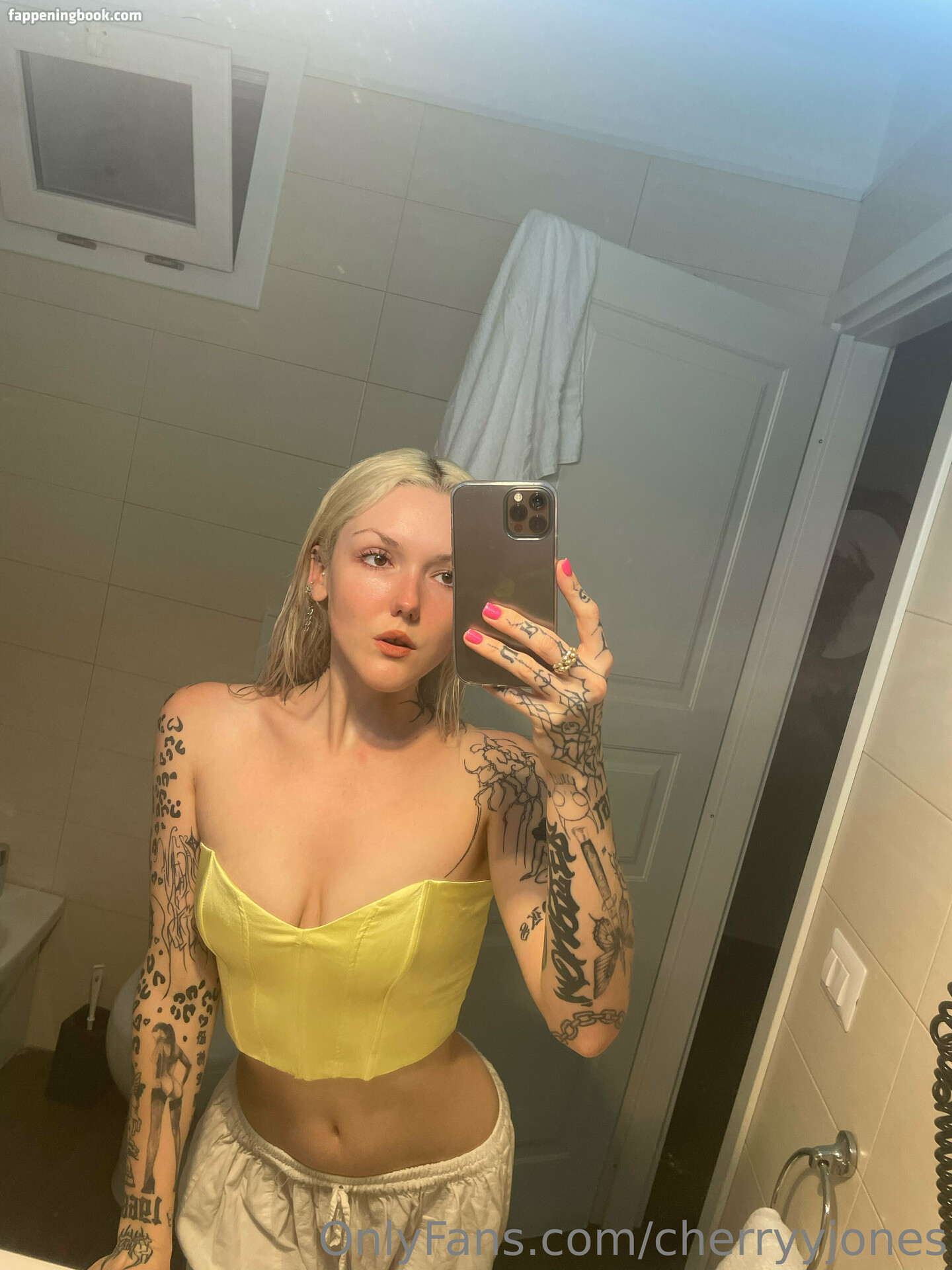 cherryyjones Onlyfans Nude Leaked Photos photo leak 11 of 39