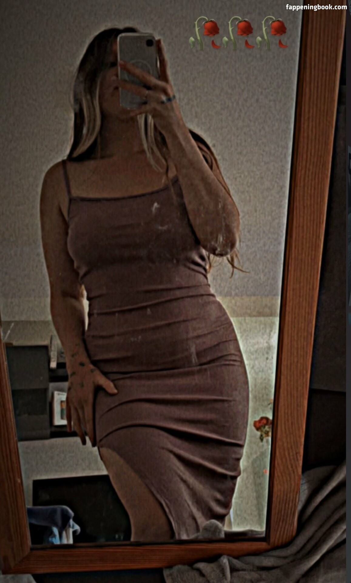 Incredible Milf Onlyfans Nude Leaked Photos photo leak 5 of 29