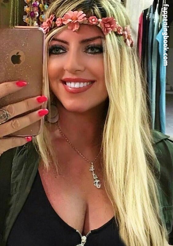 Flaviana Basta Onlyfans Nude Leaked Photos photo leak 44 of 48