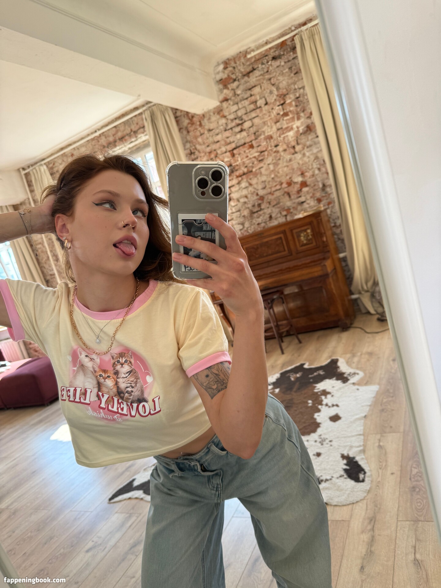 SimensSofia Onlyfans Nude Leaked Photos photo leak 38 of 47