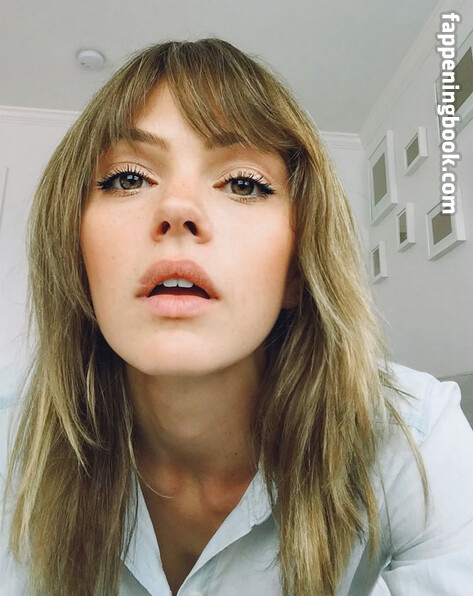 Aimee Richelle Teegarden Onlyfans Nude Leaked Photos photo leak 27 of 46