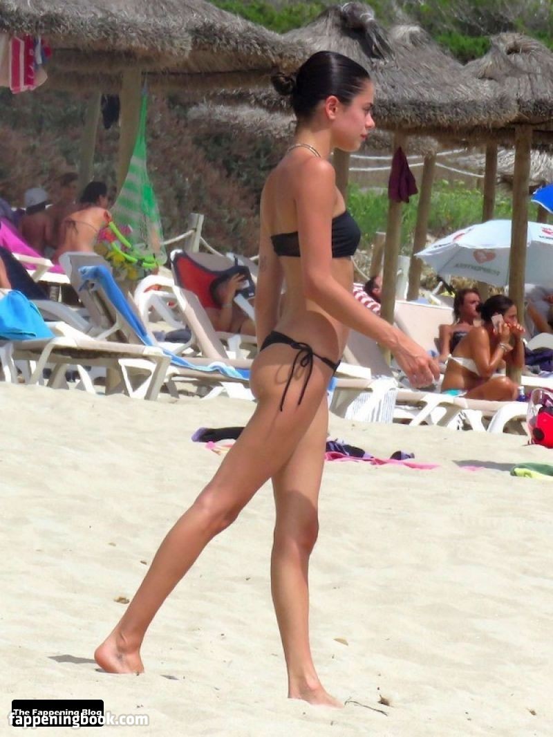 Martina Stoessel Onlyfans Nude Leaked Photos photo leak 34 of 50