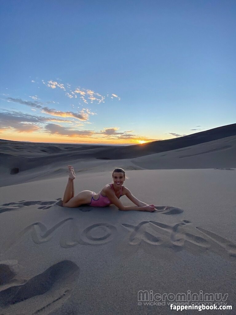 Love_Moxxi Onlyfans Nude Leaked Photos photo leak 19 of 21 Love_Moxxi Onlyfans Nude Leaked Photos photo leak 19 of 21